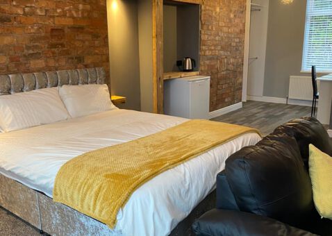 Second En-Suite Bedroom in property rental Hull